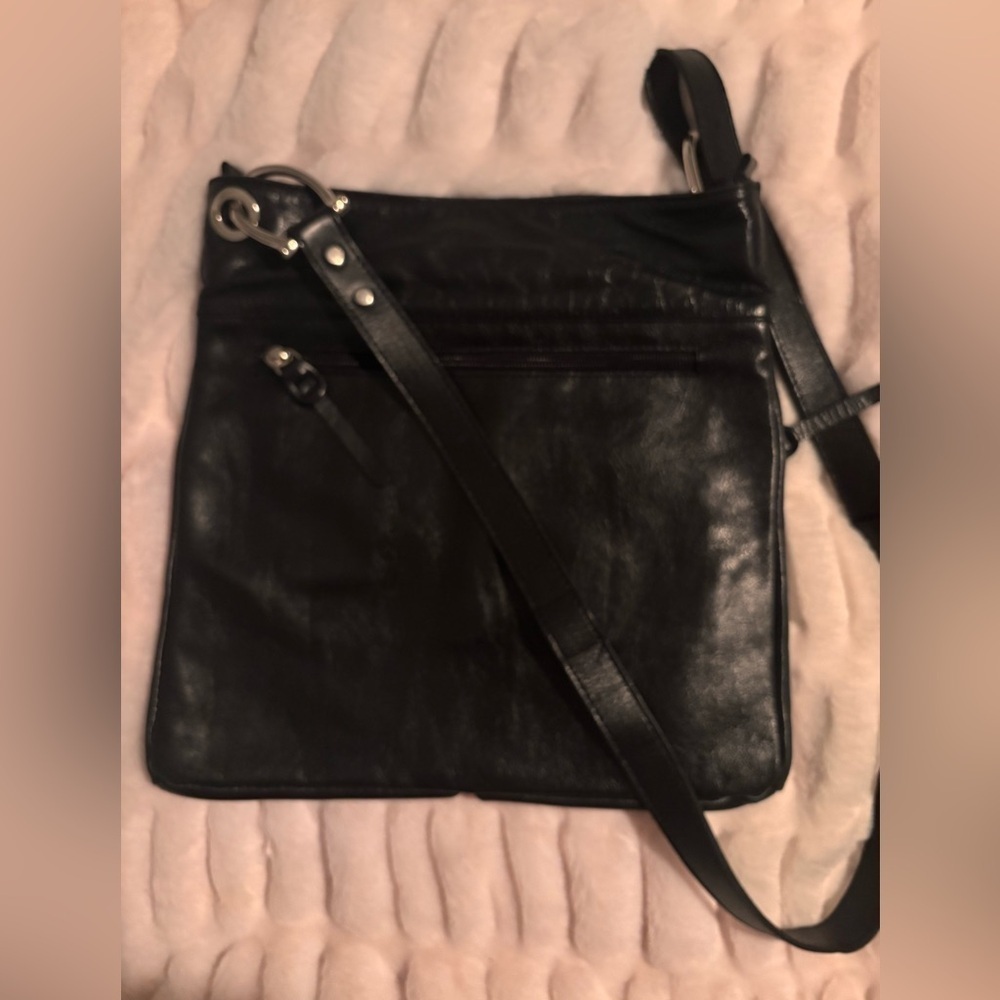The Trend Black Leather Crossbody Bag with Silver Hardware - Picture 5 of 10